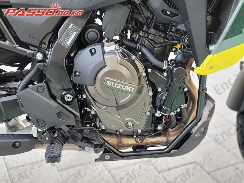SUZUKI V STROM 800 DE - фото 4