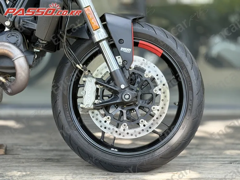 DUCATI MONSTER 821 STEALTH - фото 5