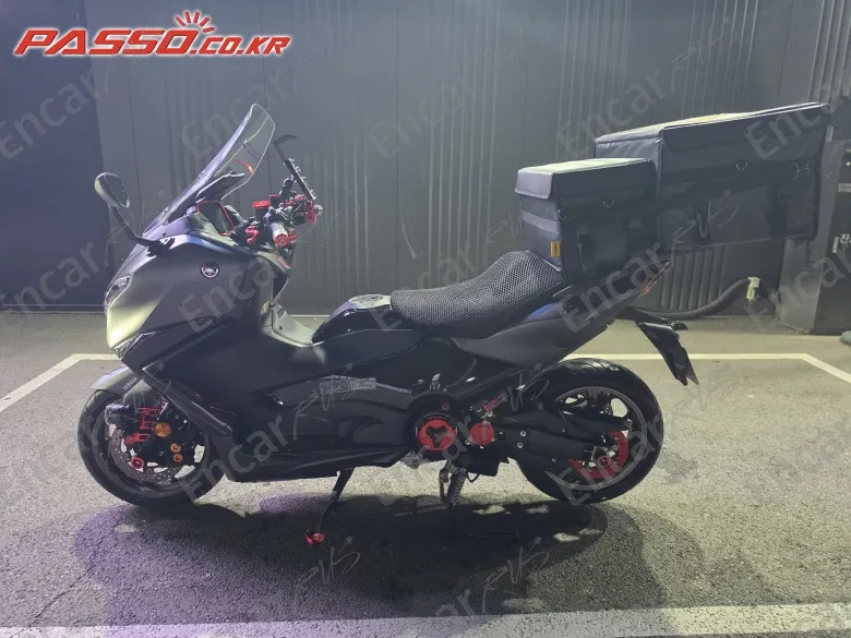 Yamaha T Max 560 - фото 1
