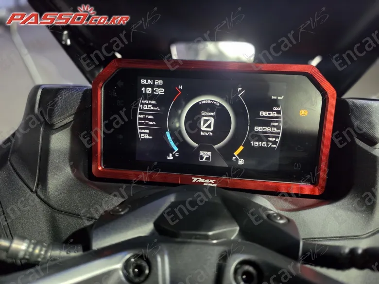 Yamaha T Max 560 - фото 3