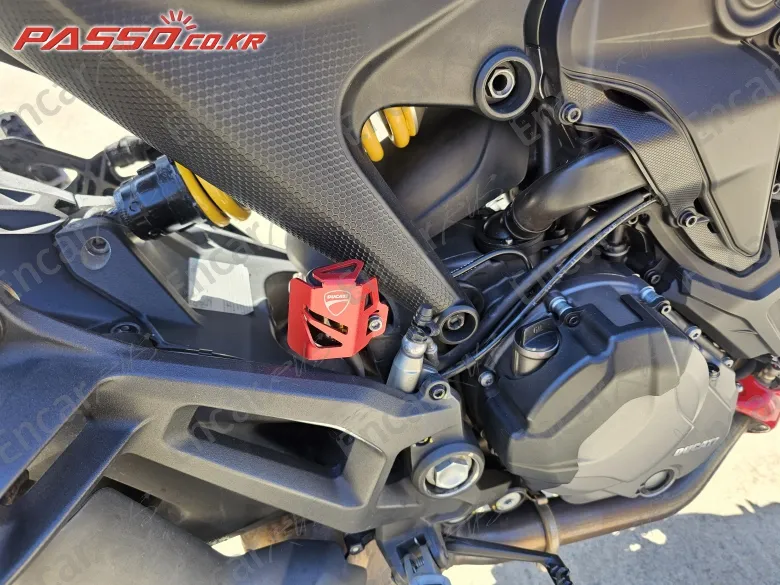 Ducati Monster 937 - фото 4