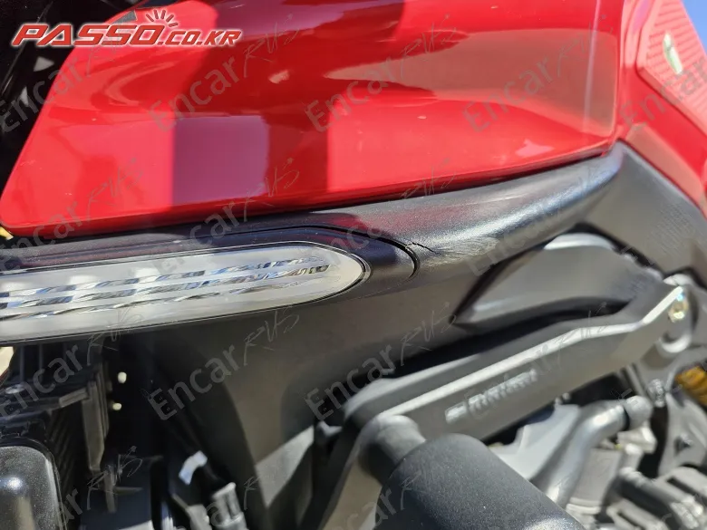 Ducati Monster 937 - фото 6