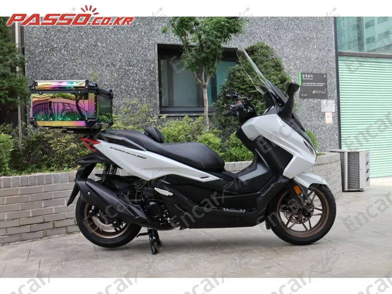 Honda Forza 350 - фото 0