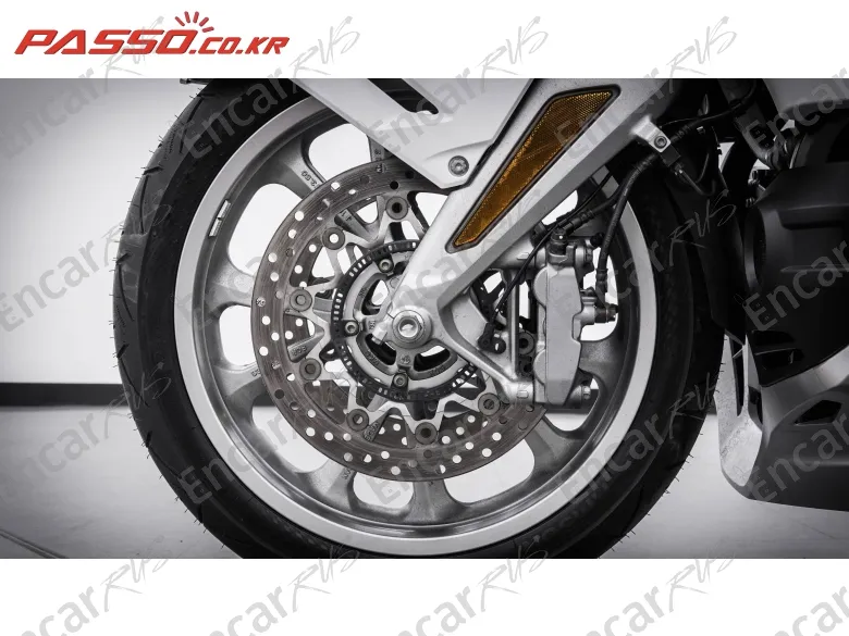 Honda Goldwing Tour Dct Airbag - фото 5