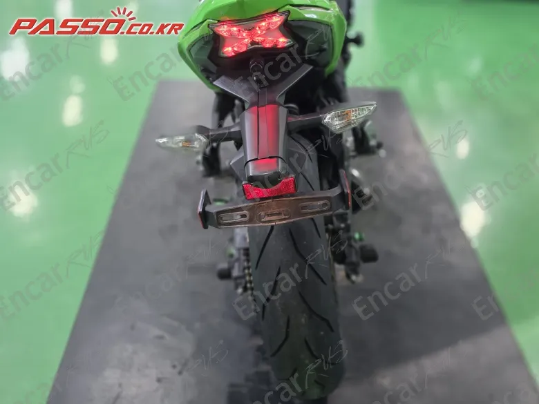 Kawasaki Ninja 650 Abs - фото 2