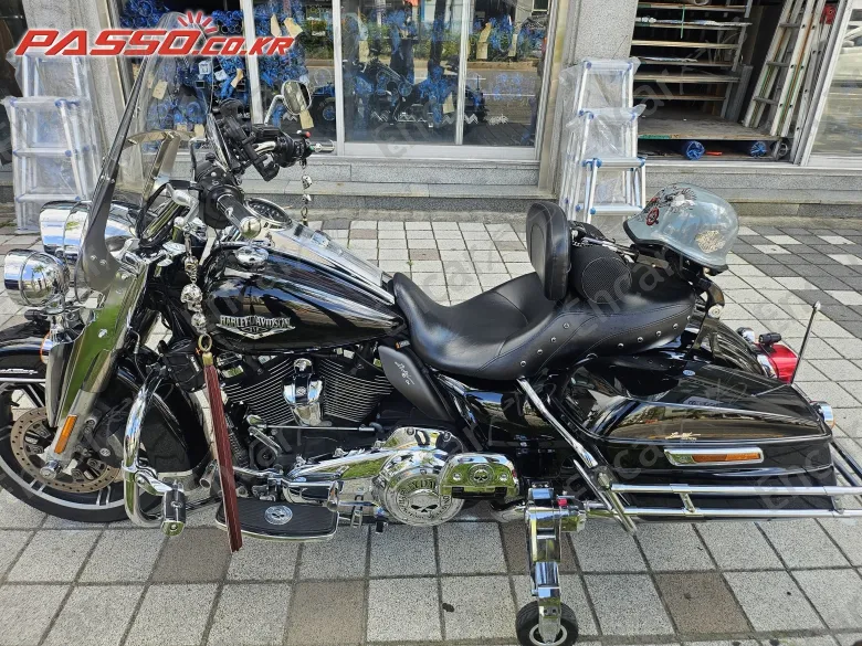 Harley-Davidson Flhr - фото 1