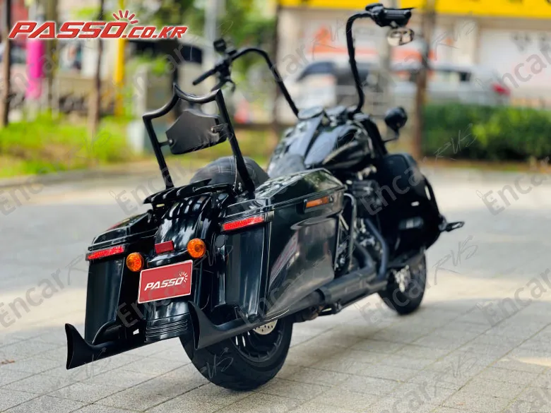 Harley-Davidson Road King Special - фото 2