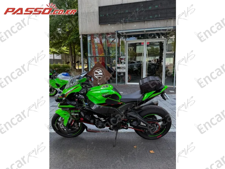Kawasaki Zx 10 R - фото 1