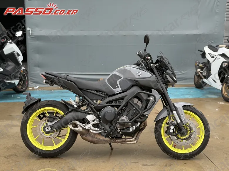 YAMAHA MT 09 - фото 0