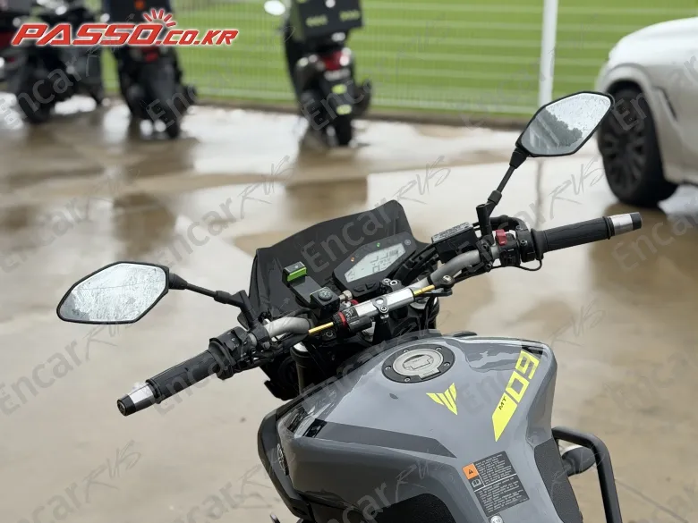 YAMAHA MT 09 - фото 3