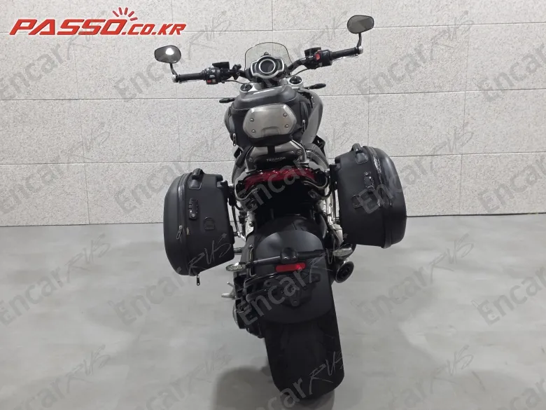 TRIUMPH ROCKET Ⅲ R - фото 2