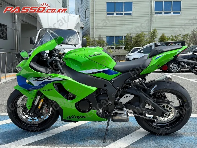 Kawasaki Zx 10 R - фото 1