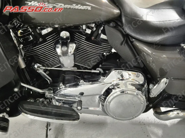 Harley-Davidson Fltr - фото 6
