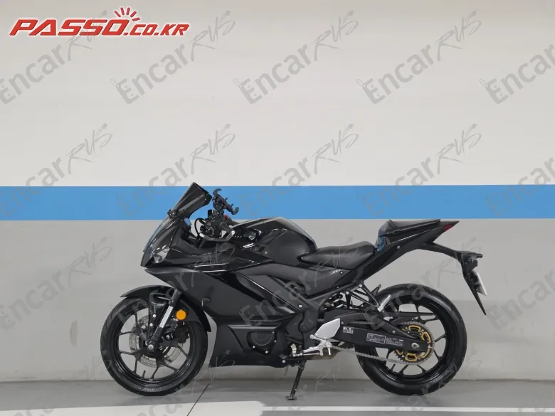 Yamaha Yzf R3 - фото 1