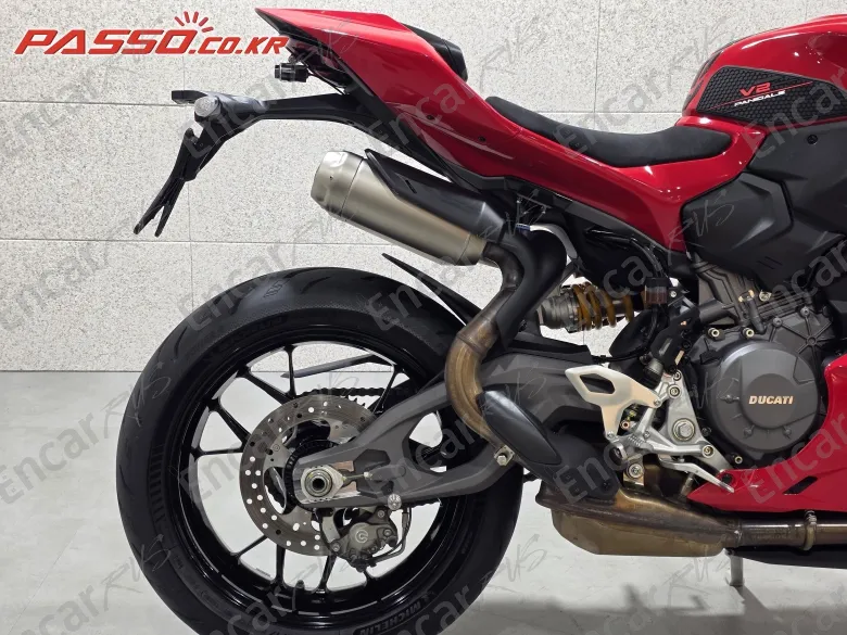 DUCATI PANIGALE V2 S - фото 6