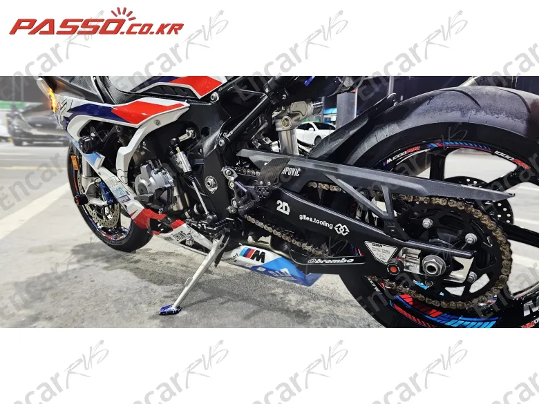 Bmw M 1000 Rr - фото 5