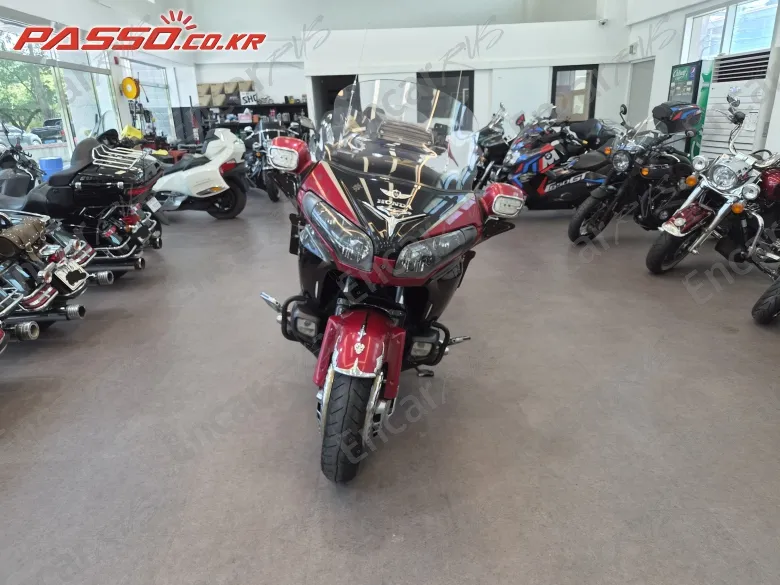 Honda Goldwing 1800 - фото 6
