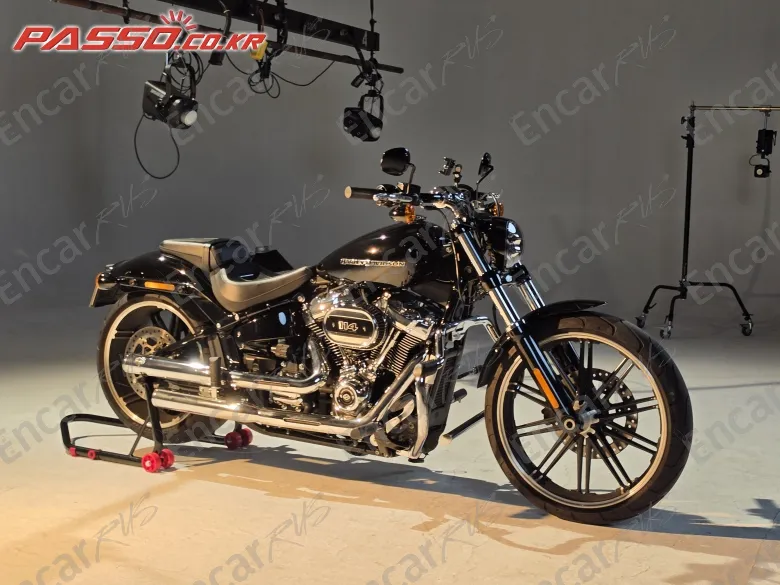 Harley-Davidson Breakout 114 - фото 0