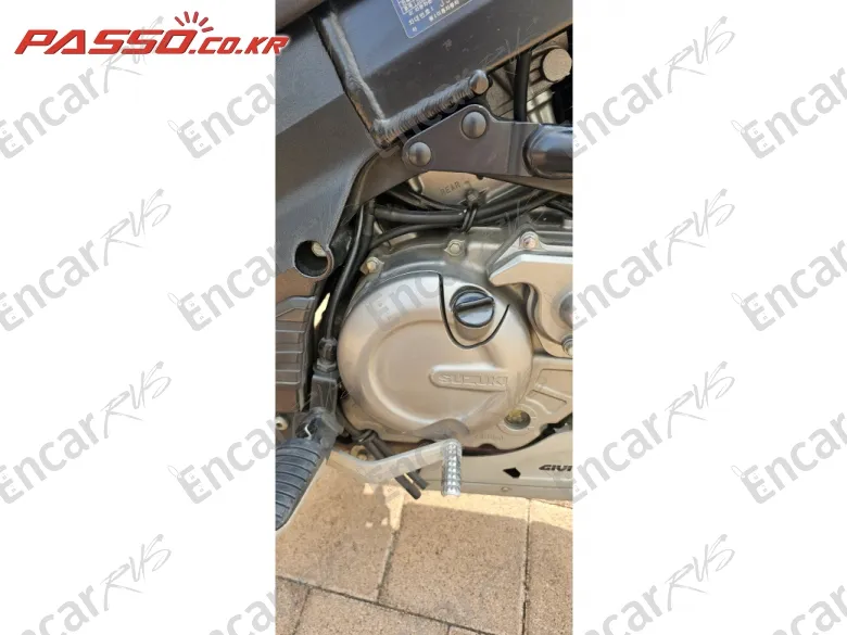 SUZUKI V STROM 650 XT - фото 4