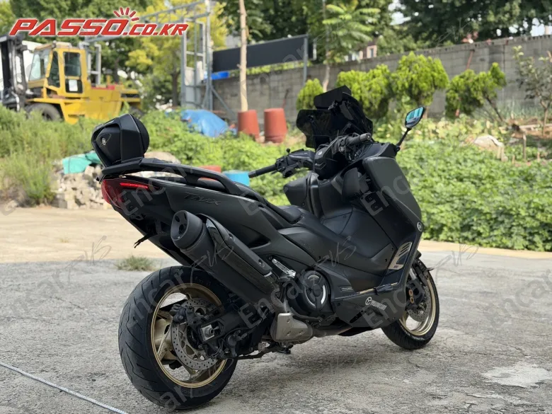 Yamaha T Max 560 - фото 2