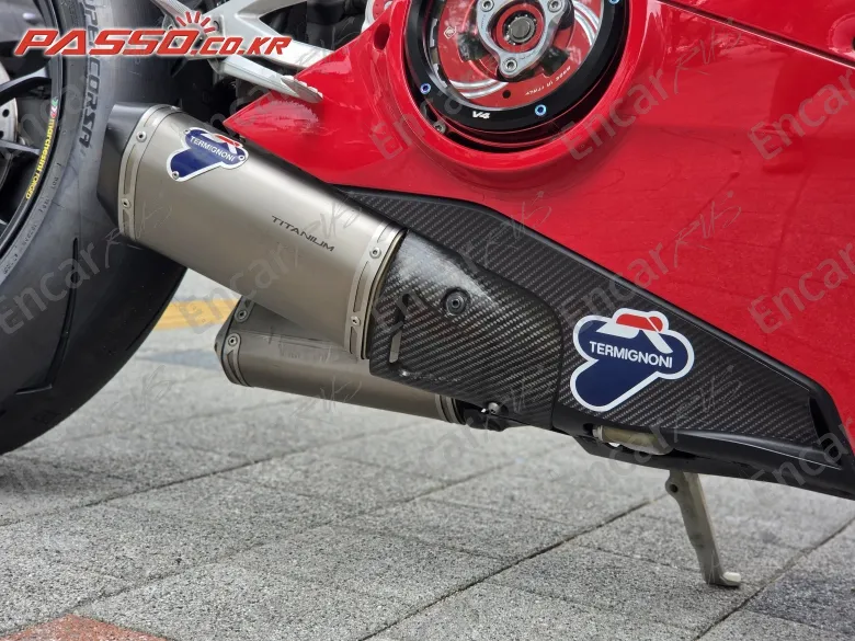 DUCATI PANIGALE V4 S - фото 6