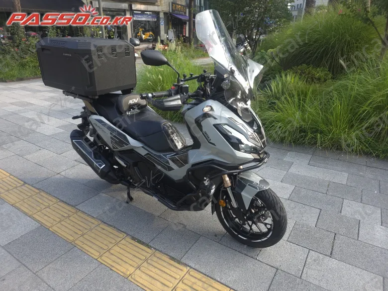 Honda Adv 350 - фото 4