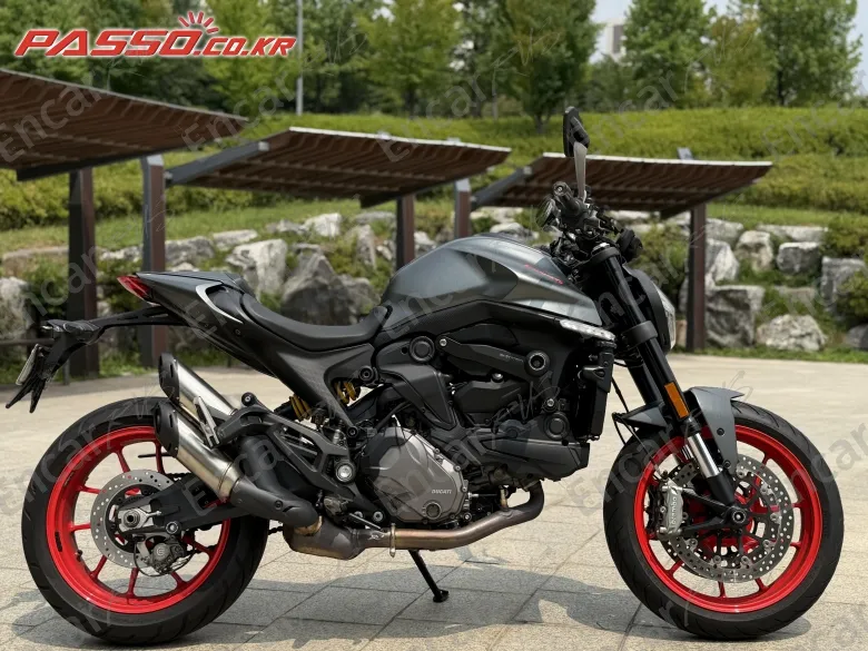 Ducati Monster 937 - фото 0