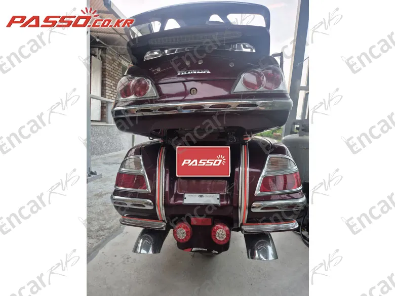 Honda Goldwing 1800 - фото 2