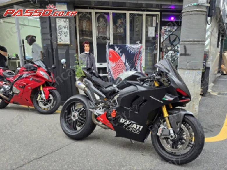 DUCATI PANIGALE V4 SP - фото 0