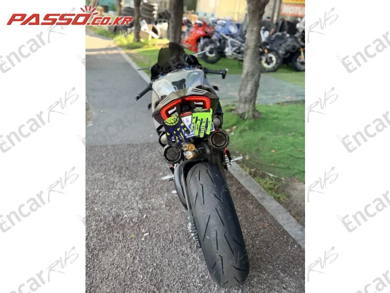 DUCATI PANIGALE V4 SP - фото 2