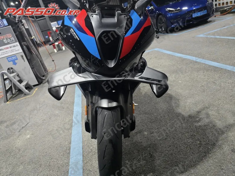 Bmw M 1000 Rr - фото 2