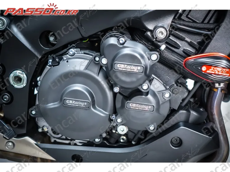 Suzuki Gsx S 1000 - фото 4