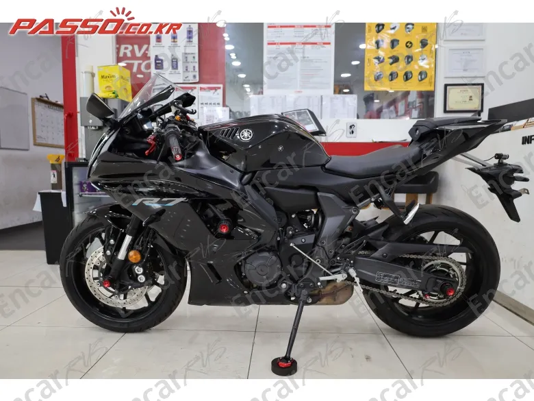 Yamaha Yzf R7 - фото 1