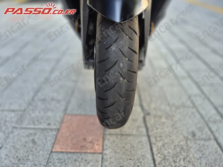 Yamaha T Max 560 - фото 5
