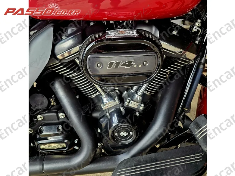 HARLEY-DAVIDSON ROAD GLIDE SPECIAL - фото 4