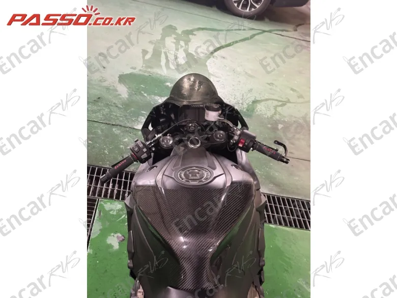 HONDA CBR 1000 RR - фото 3