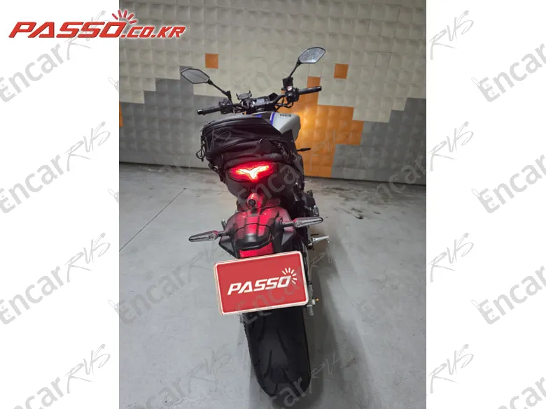 YAMAHA MT 09 SP - фото 2