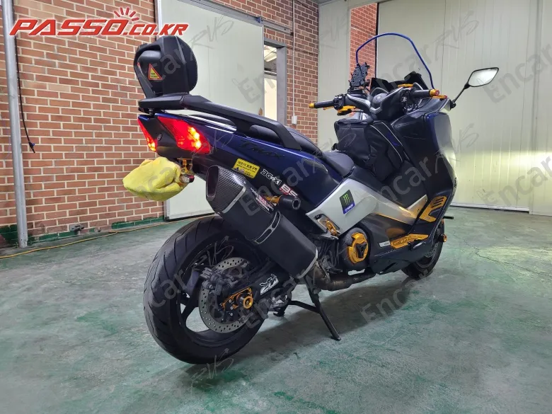 Yamaha T Max Dx - фото 6