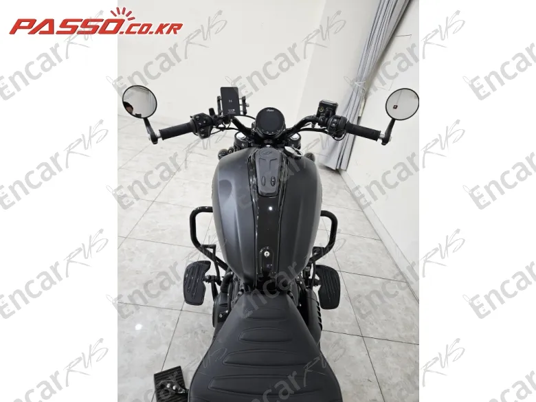 Indian Scout Bobber Limited - фото 3