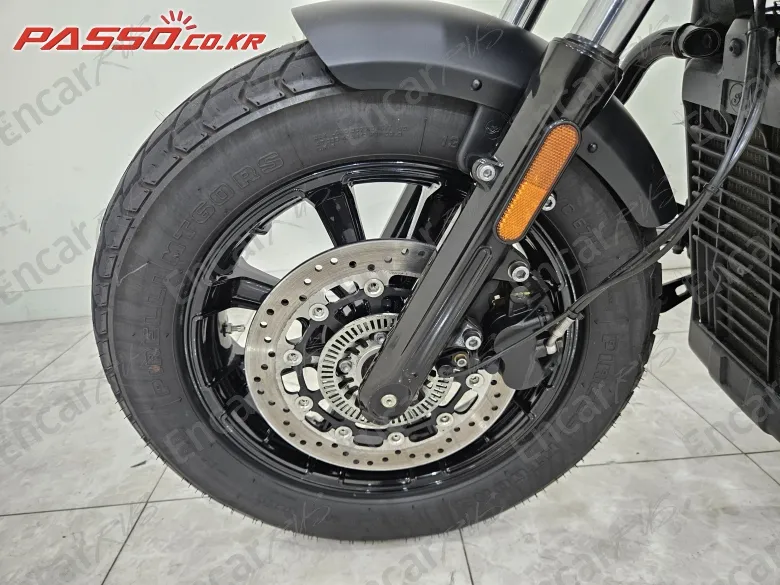 Indian Scout Bobber Limited - фото 5