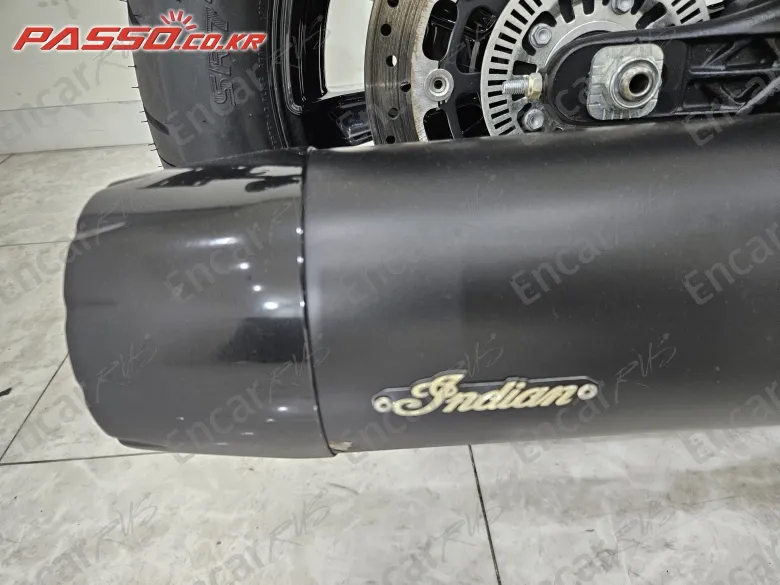 Indian Scout Bobber Limited - фото 6