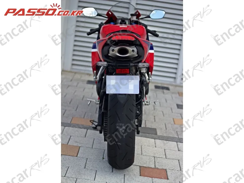 HONDA CBR 600 RR - фото 2