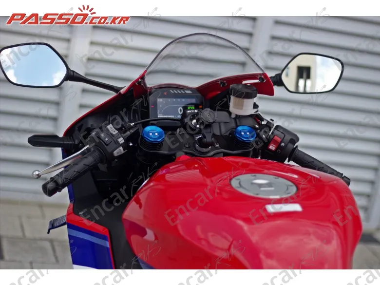HONDA CBR 600 RR - фото 3