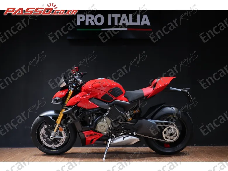 Ducati Streetfighter V4 S - фото 1