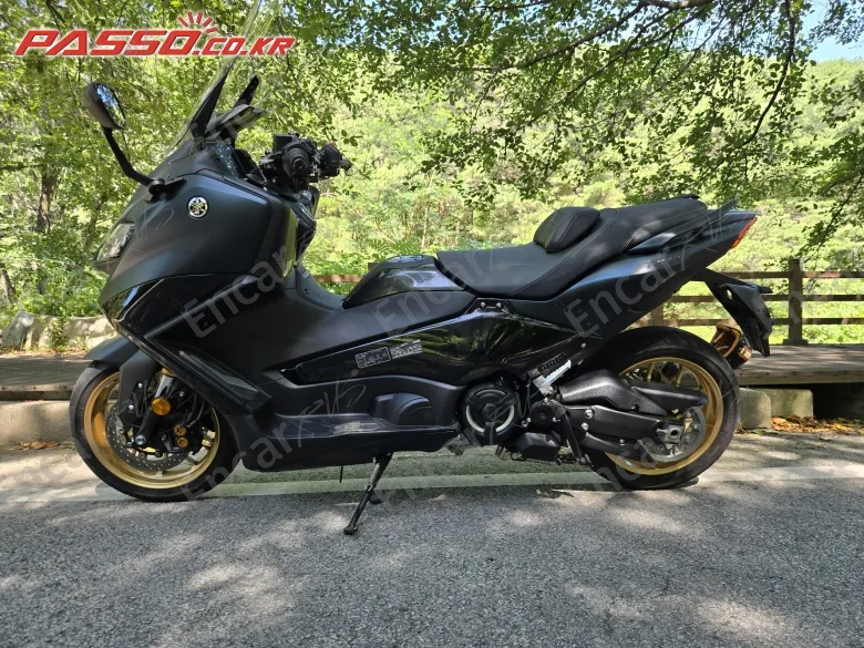 Yamaha T Max 560 - фото 1