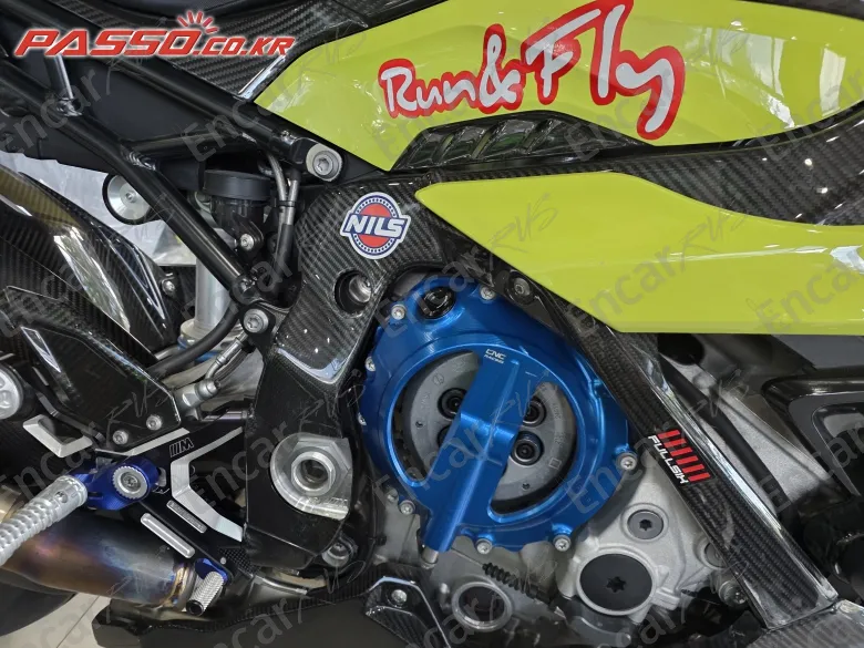 BMW M 1000 RR - фото 5