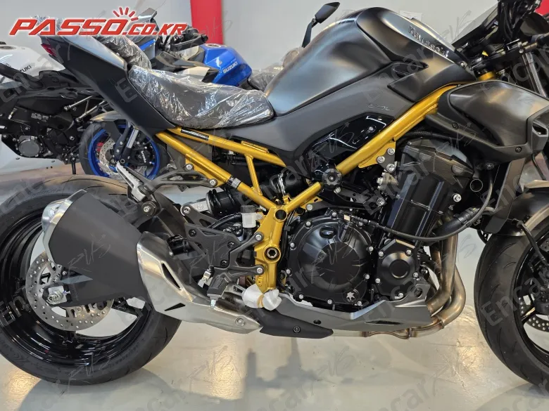 KAWASAKI Z 900 ABS - фото 6