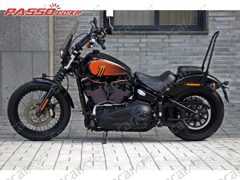 HARLEY-DAVIDSON STREET BOB 114 - фото 1