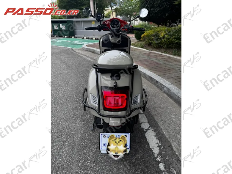 VESPA GTV 300 - фото 2