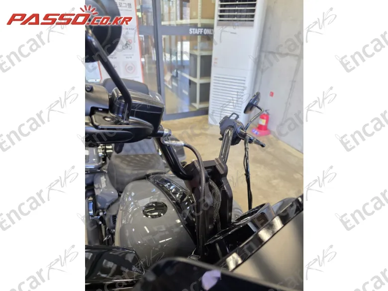 HARLEY-DAVIDSON ROAD GLIDE ST - фото 3